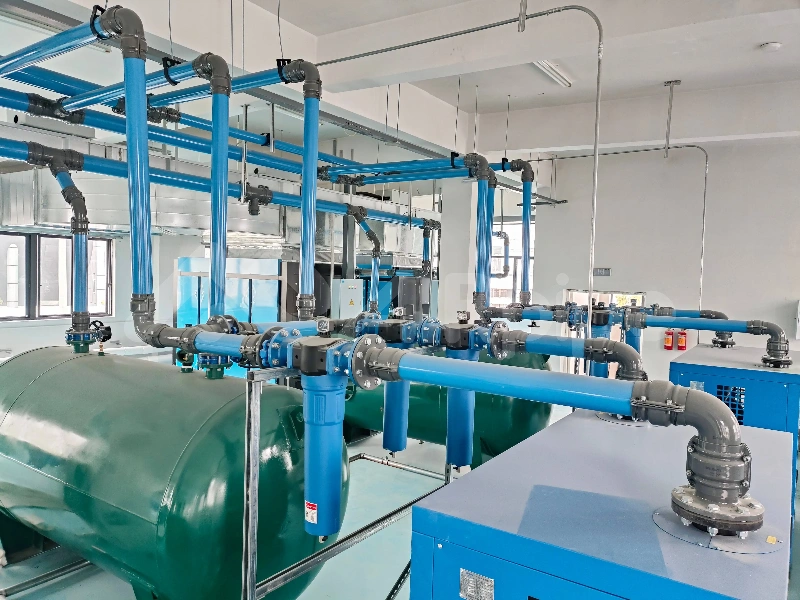 Compressed air distribution system